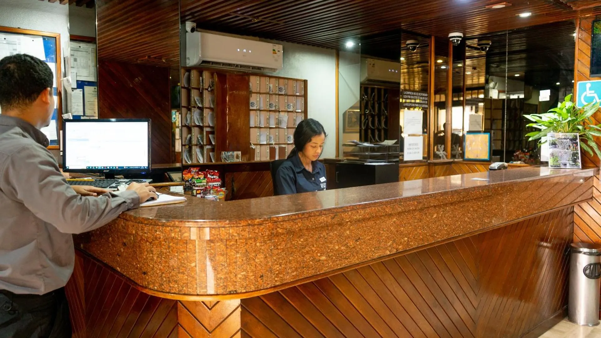 Hotel El Arroyo Caracas 3*,