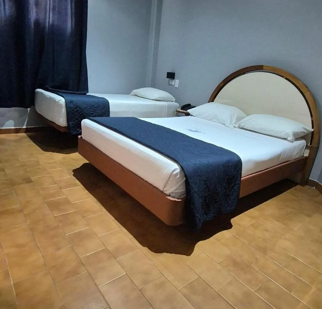 ***  Hotel El Arroyo Caracas Venezuela